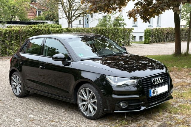 AUDI A1 1.2 TFSI Sportback 1. Hand Steuerkette neu HU
