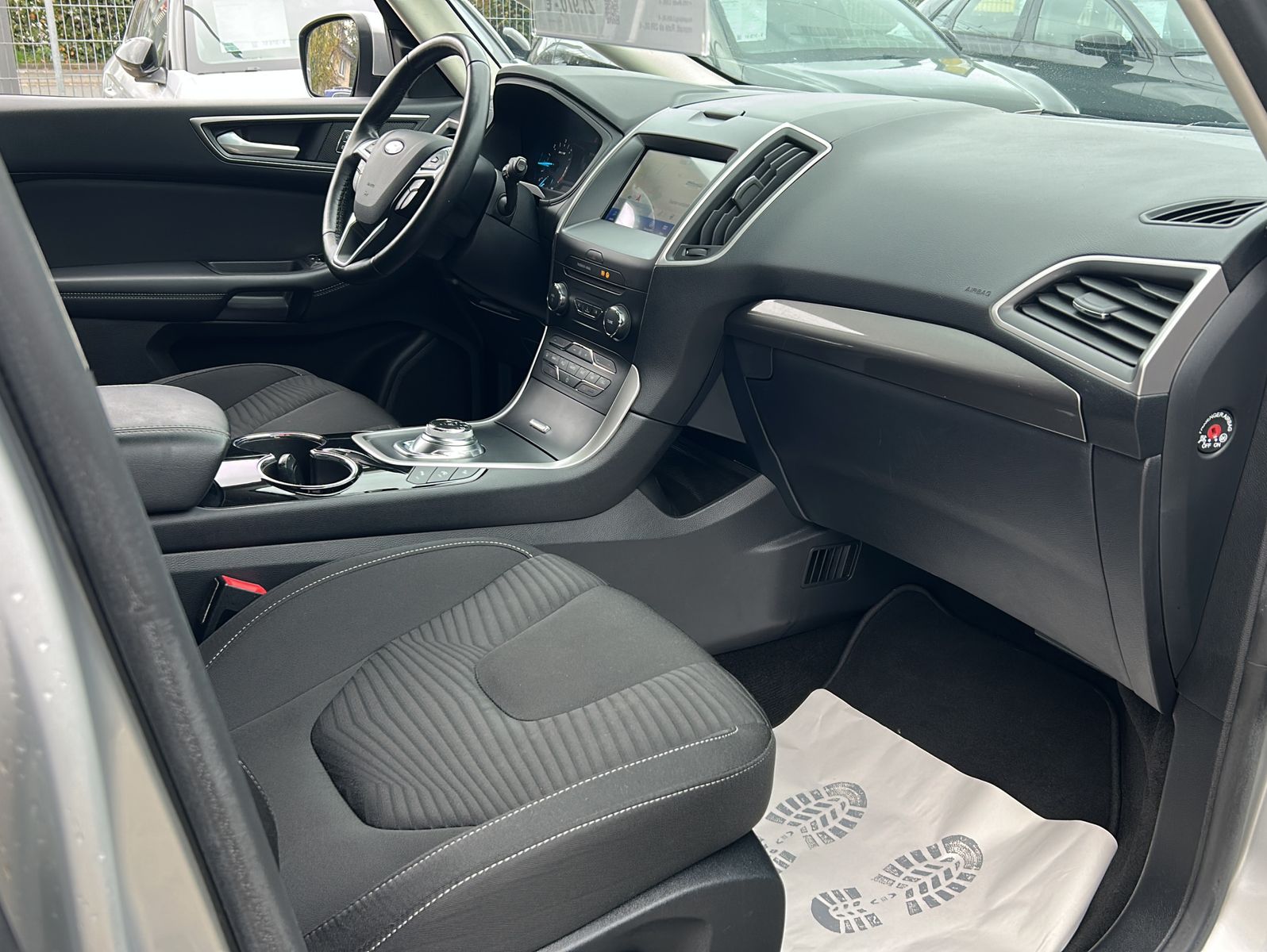 Fahrzeugabbildung Ford S-MAX 2,0 EcoBlue. Aut. TREND