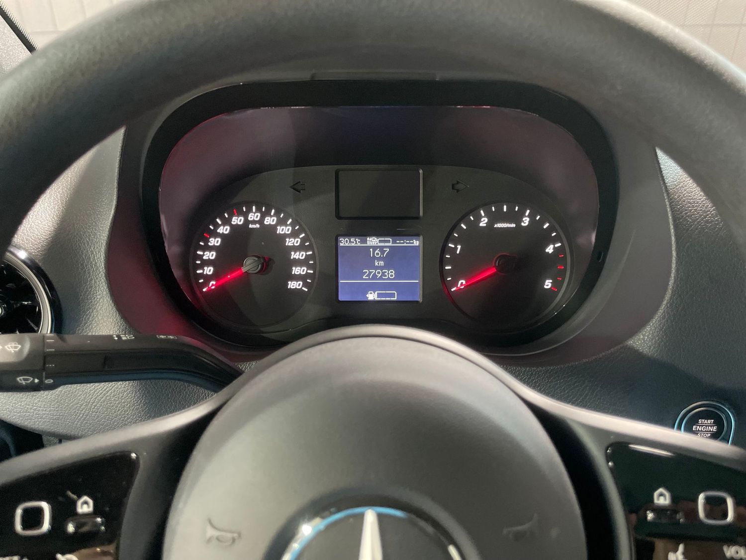 Fahrzeugabbildung Mercedes-Benz Sprinter 519 CDI RWD L3 Pritsche m. Plane #Tempo