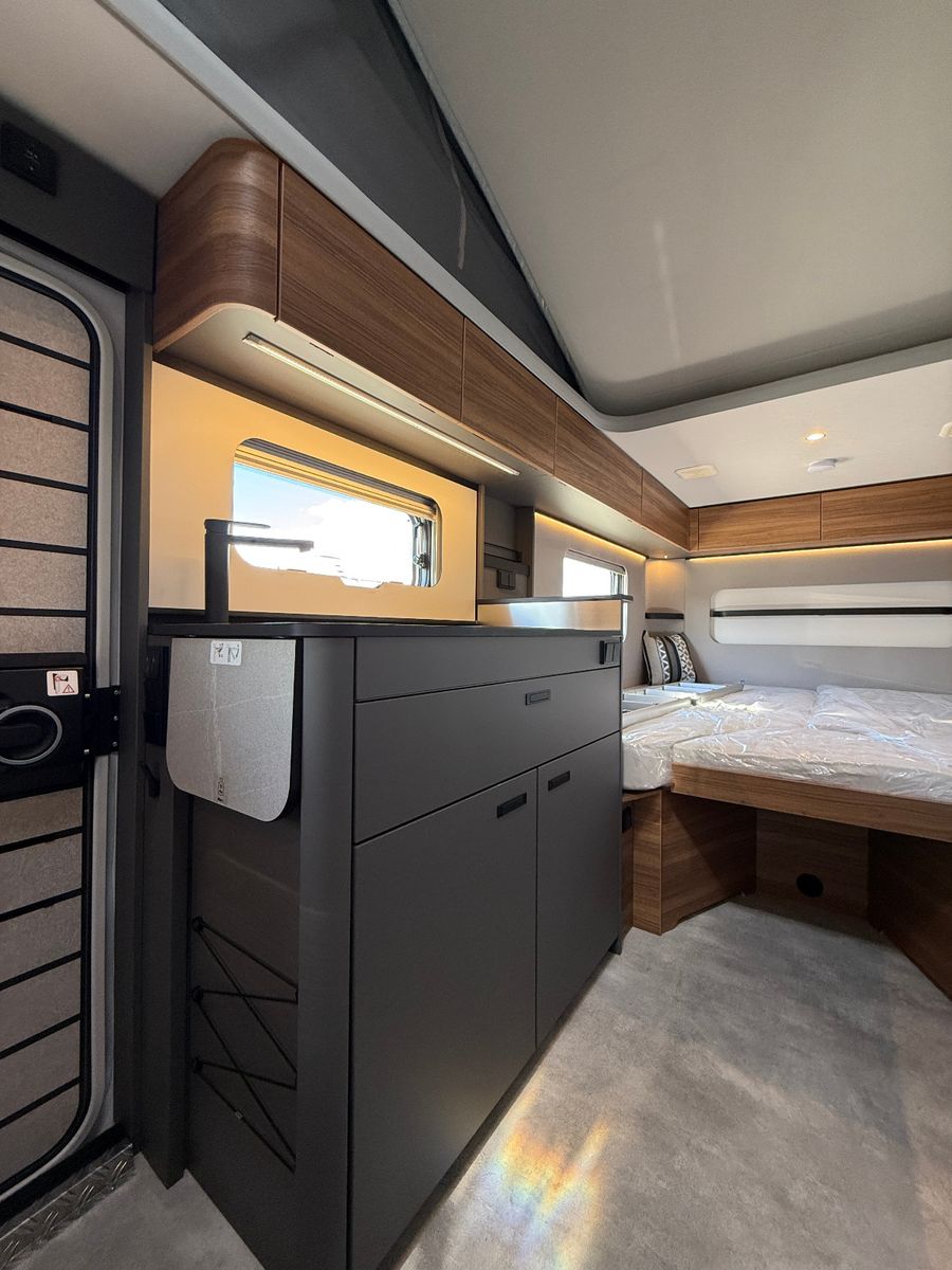 Fahrzeugabbildung HYMER / ERIBA / HYMERCAR Feeling 442 - 2026