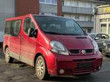Renault Trafic 2.5 Combi Passenger Privilege*8 SITZER* - Renault Trafic in Kiel