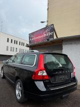Volvo V70 Kombi AUTOMATIKGETRIEBE - gebrauchte Volvo V70 aus dem Jahr 2010