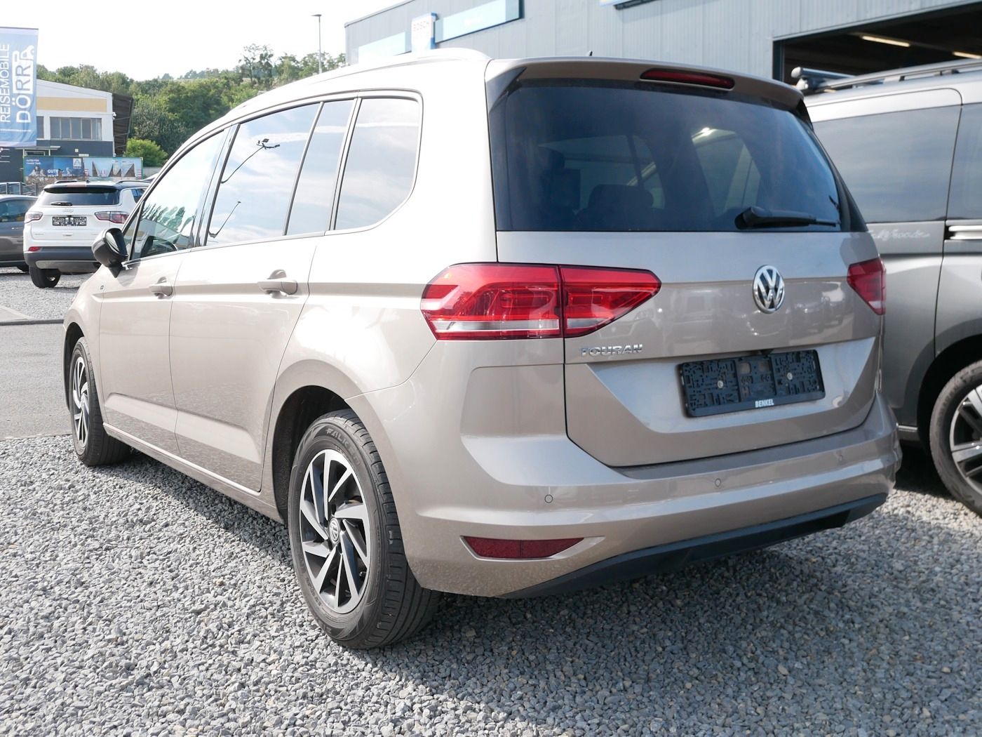 Fahrzeugabbildung Volkswagen Touran 1.5 TSI Join STANDHZG LED NAVI AHK