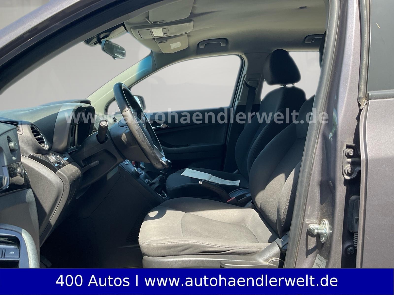 Chevrolet Orlando 2012 — photo 9