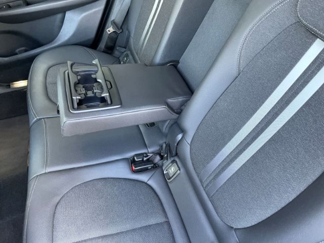 Fahrzeugabbildung BMW 218 Active Tourer xDrive Sport Line Autom., Navi