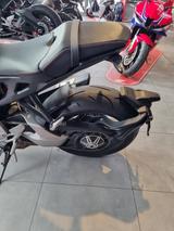 Honda CB 1000 R*1.Hand*unfallfrei*3977 KM - HONDA CB1000R