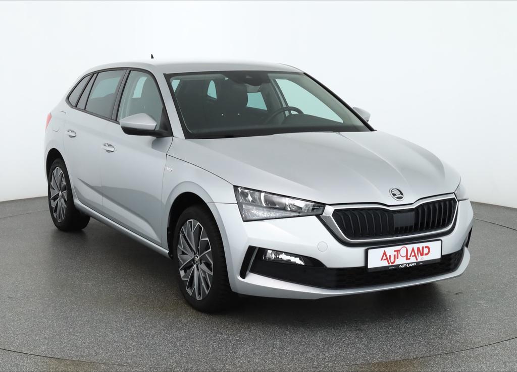 Skoda Scala 2023 г. Серебристый, пробег 55803 км