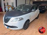 Lancia Ypsilon 1.3 MJT 95CV Momodesign 2014 - Lancia Ypsilon: Momo