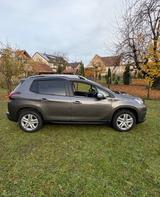 Peugeot 2008 Active PureTech 110 riesiges Glasdach - Peugeot 2008 von privat