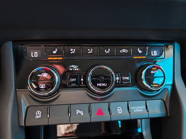 Karoq Style 1.5 TSI DSG*AHK*APP*el.Heckklappe*SH