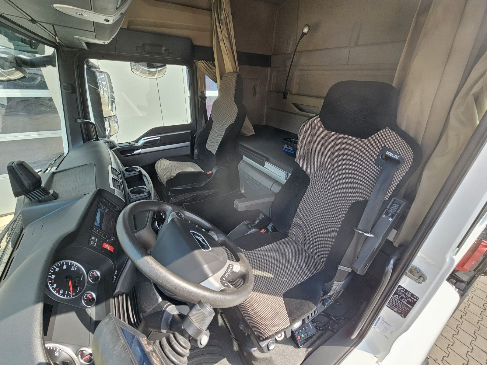 Fahrzeugabbildung MAN MAN TGS 35.510 Abrollkipper JOAB+HMF 5020 K5 JIB