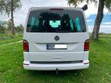 Volkswagen T6 California Beach - gebrauchte VW T6 California aus dem Jahr 2019