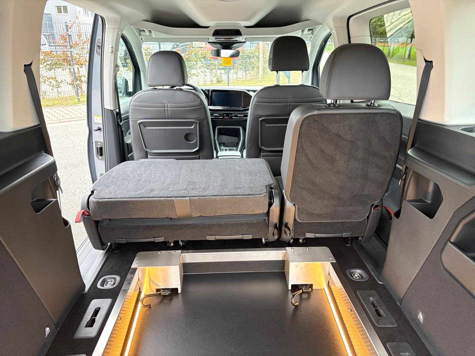 Volkswagen Caddy Maxi Style 1,5 TSI DSG *ROLLSTUHLRAMPE*