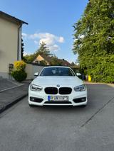 BMW 120i / TÜV & HU & Bremsen neu / Scheckheft - BMW 120 in Bochum