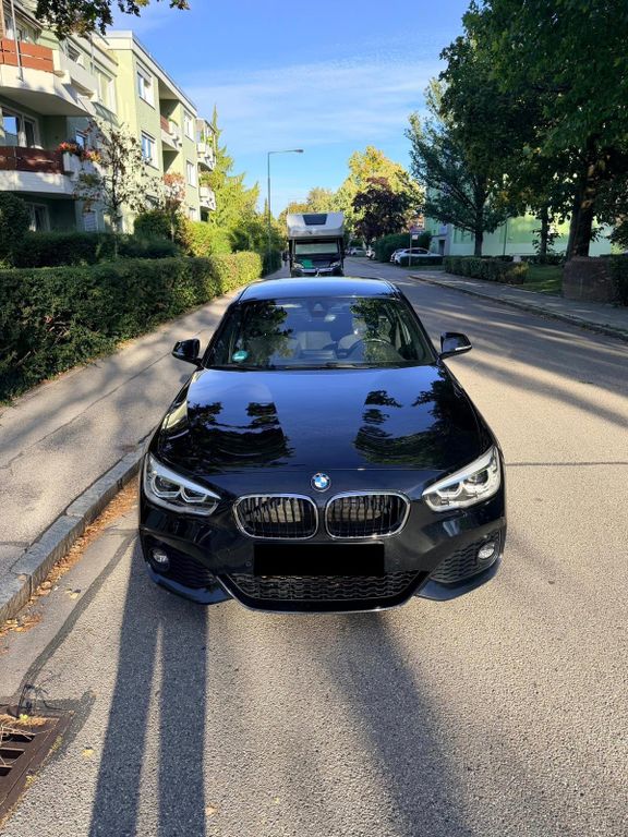 Image of BMW 120
