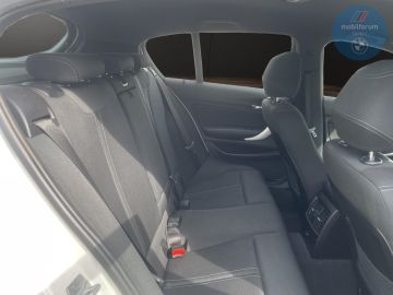 BMW 118 - 4