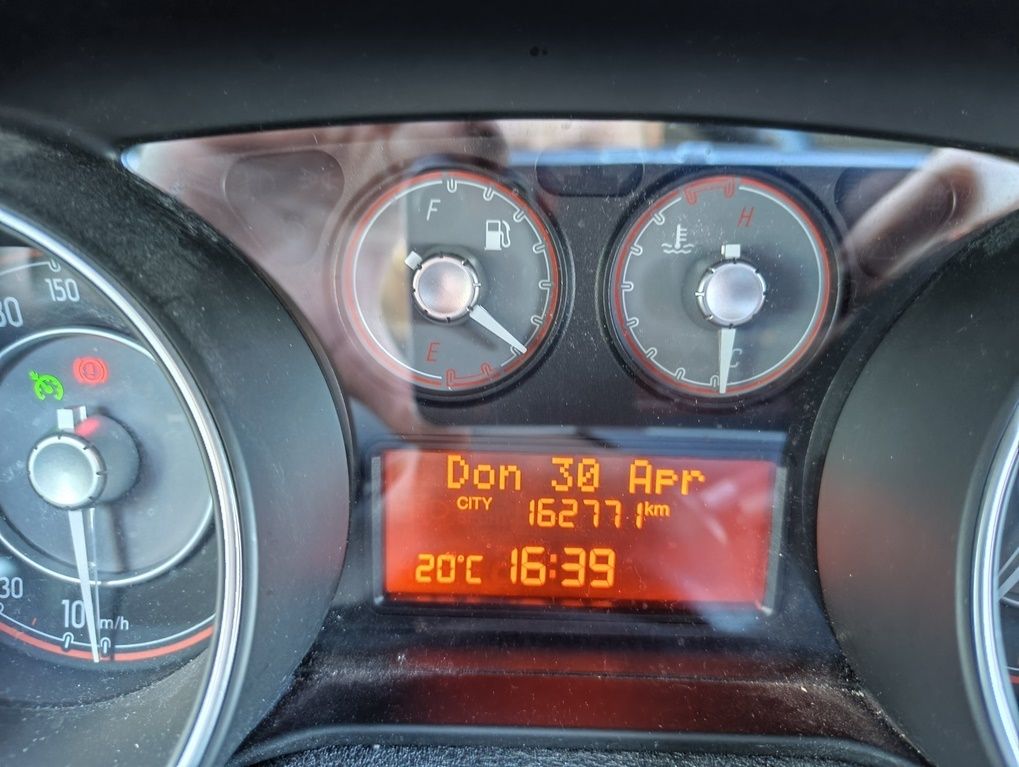 Fahrzeugabbildung Fiat Punto Lounge 1.3 16V Mjet