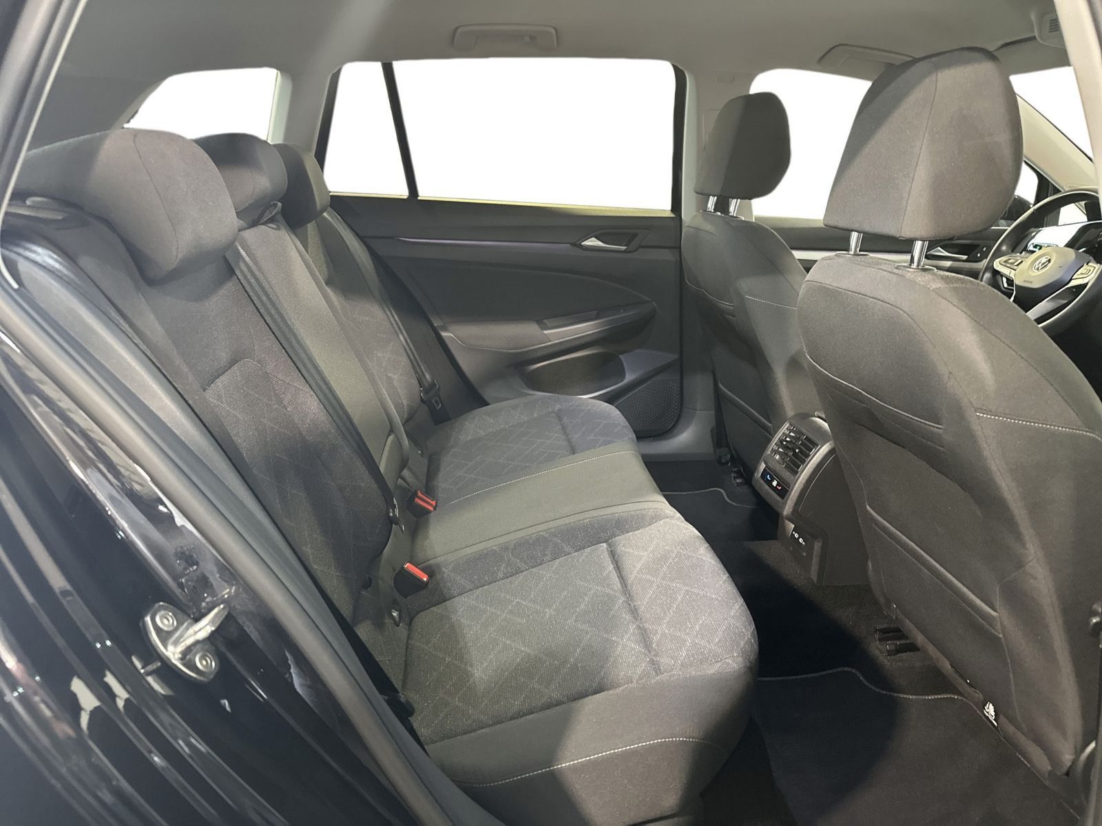 Volkswagen Golf - Bild 12