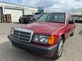 Mercedes-Benz 190E BENZIN 1,8 - Mercedes-Benz 190: Rot
