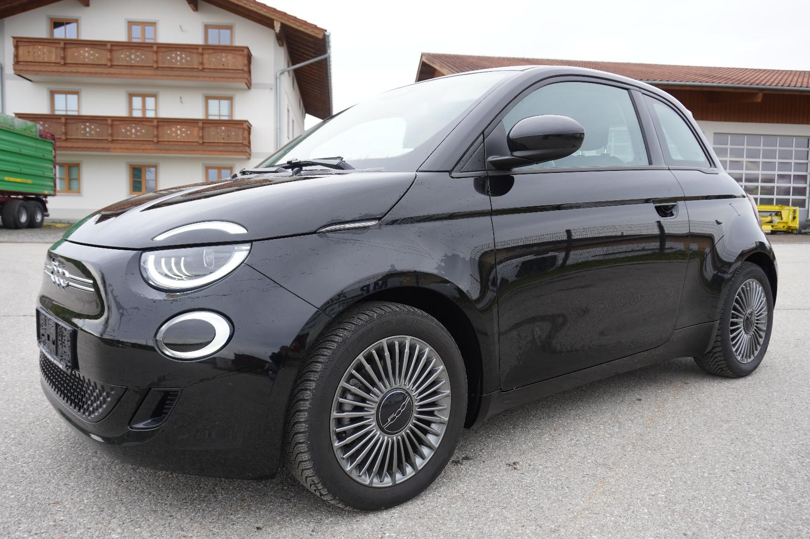 Fiat 500 e Icon 42kWh NAV LED CAM Sitzhzg 1.Hand