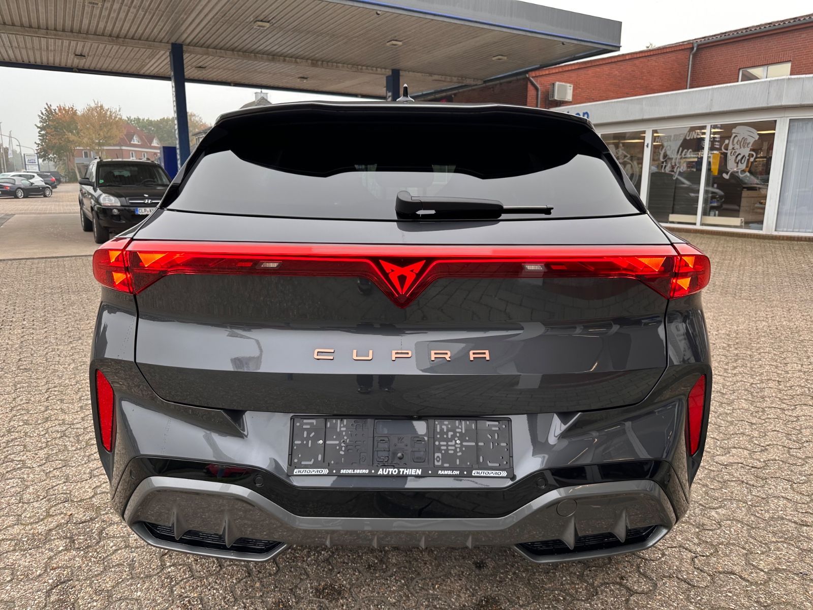 Fahrzeugabbildung CUPRA Terramar 1.5 eTSI DSG AHK/ACC/LED/RFK/APP