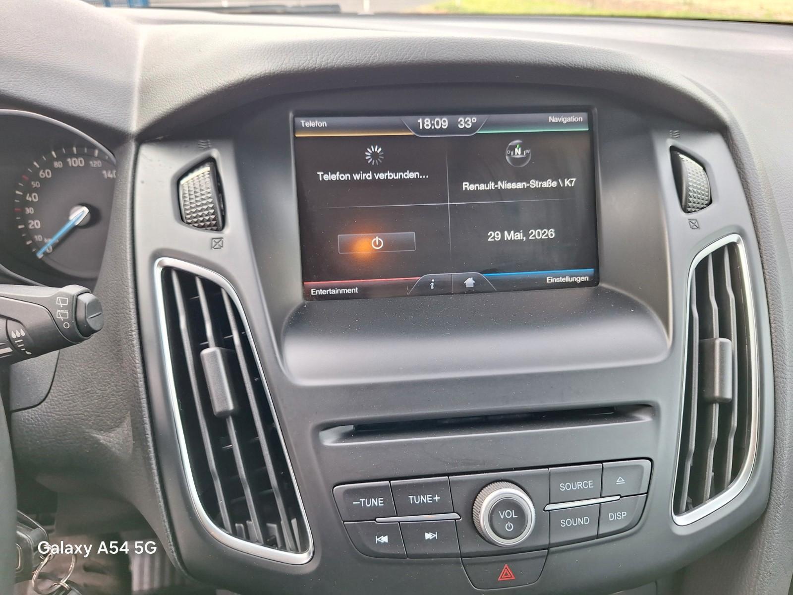 Ford Focus 2015 — photo 13
