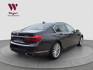BMW 740 - 9