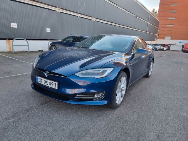 Tesla Model S 100D/Unlimited Free SuperCharging