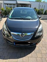 Opel Meriva 1.4 INNOVATION 74kW INNOVATION - Opel Meriva Gebrauchtwagen in Wiesbaden