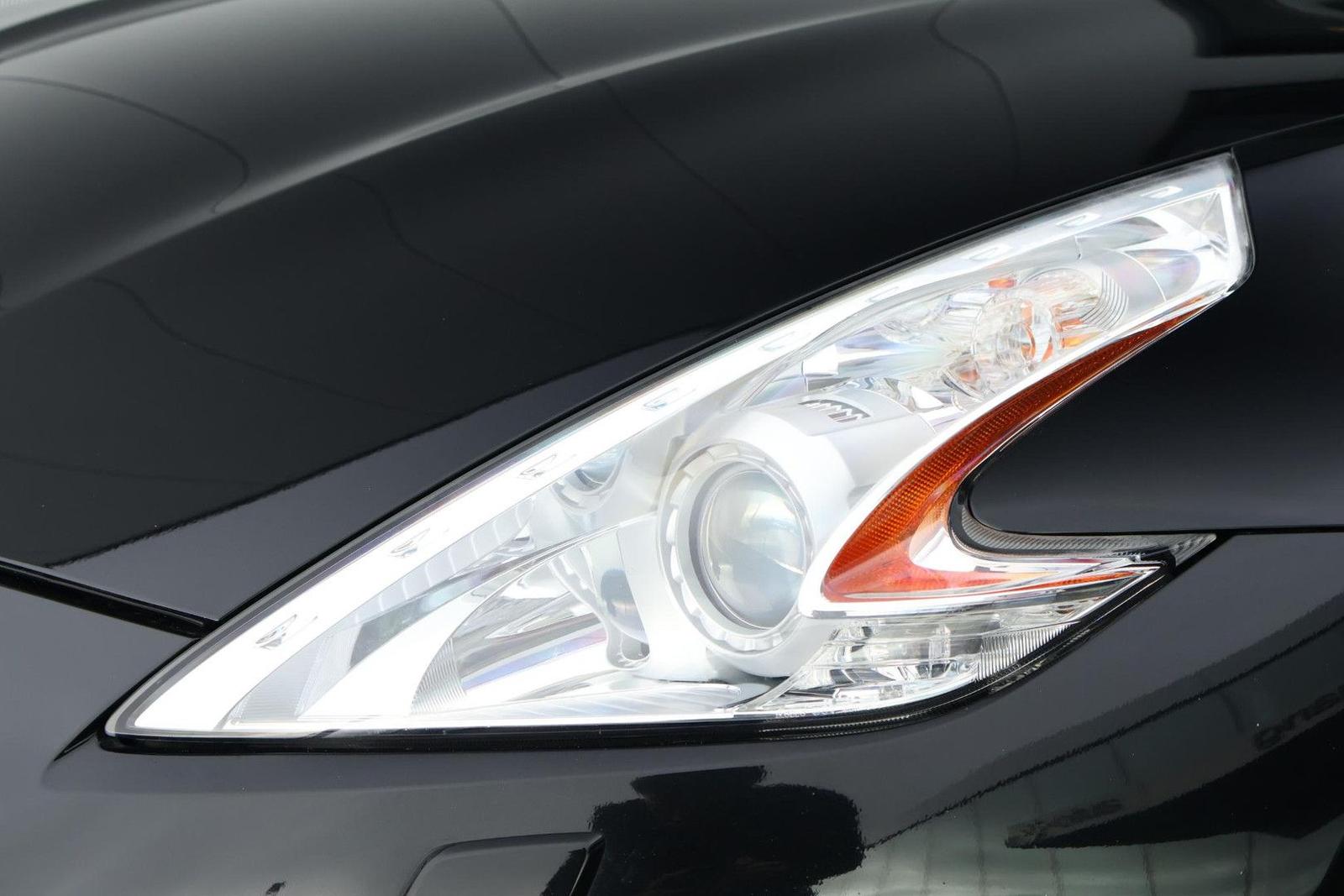 Nissan 370Z Roadster 3.7 V6 Pack | 328 ch | BVA | Capote électrique | Sièges chauffants | Xénon | Bluetooth | Régulateur de vitesse