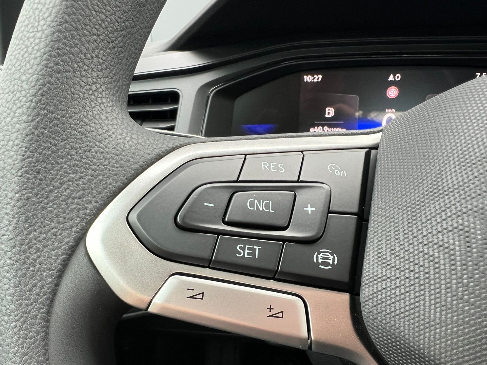 Fahrzeugabbildung Volkswagen Polo 1.0 MPI *LED, Klima, Sitzhzg., AppConnect,