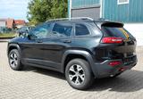 Jeep Cherokee 3.2 V6 200kW 4x4 Trailhawk Autom. - Jeep Cherokee mit Anhängerkupplung
