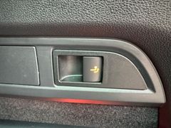 Fahrzeugabbildung Skoda Kodiaq Drive 125 4x4 AHK Navi 4x Sitzh. ACC