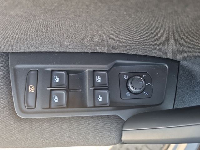 Fahrzeugabbildung Volkswagen Tiguan 1.5 TSI Life NAVI ACC LED SHZ