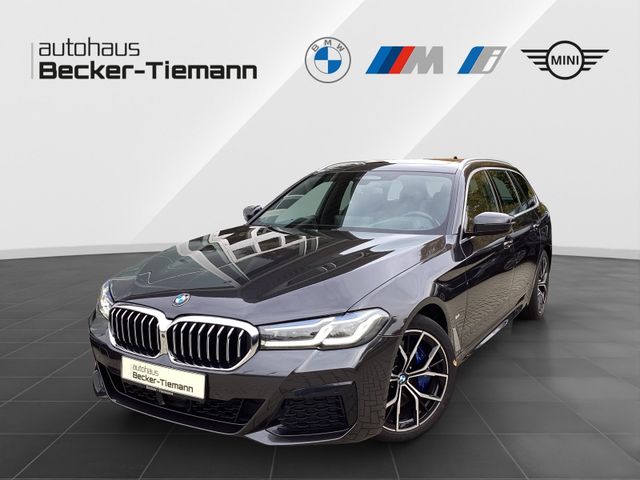 BMW 540i xDrive Touring / M Sport / Pano / H&K / Las