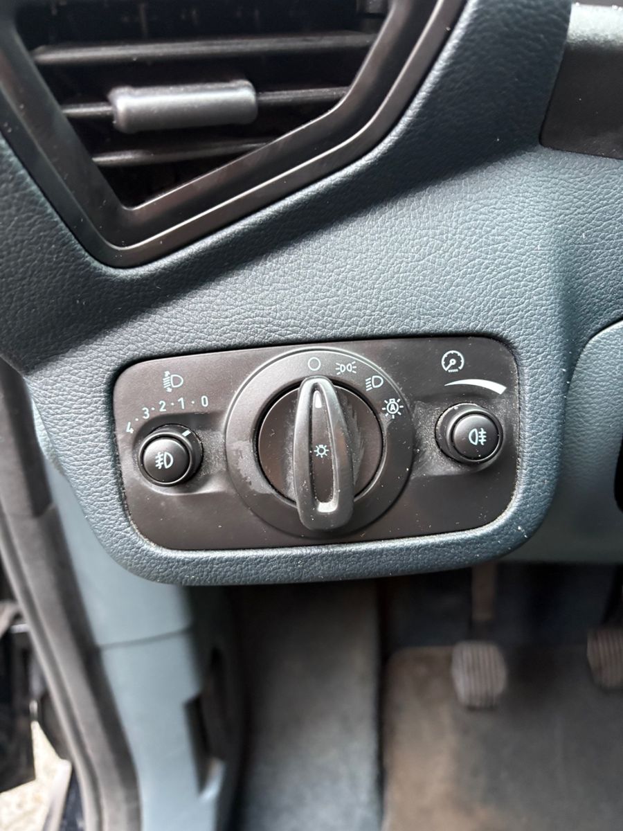 Fahrzeugabbildung Ford C-Max Trend 1.6 *1.Hand*