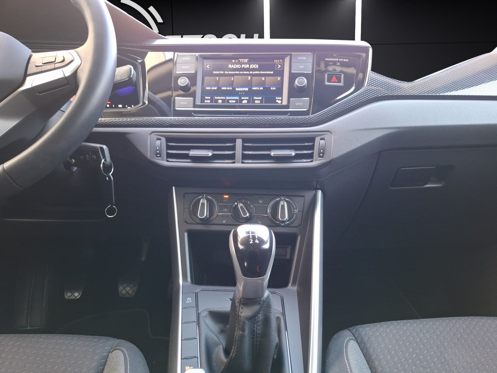 Fahrzeugabbildung Volkswagen Polo 1.0 Life LED AID APP GRA PDC SHZ