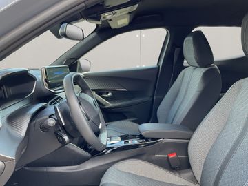 Peugeot 2008 - 8