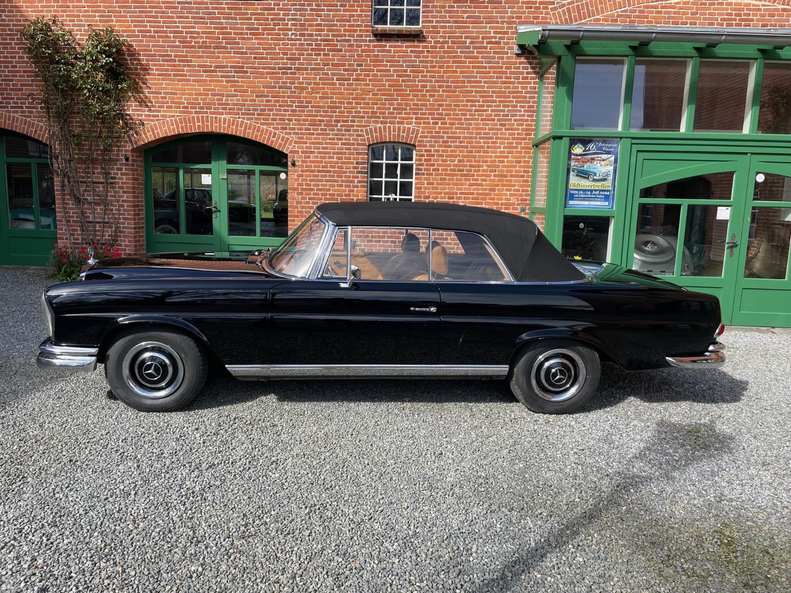 Mercedes-Benz 280 SE Cabrio