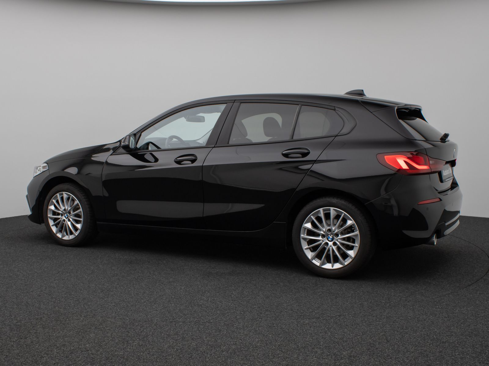 Fahrzeugabbildung BMW 118i DAB CockPitProf LED PDC Geschwindigkeitsreg