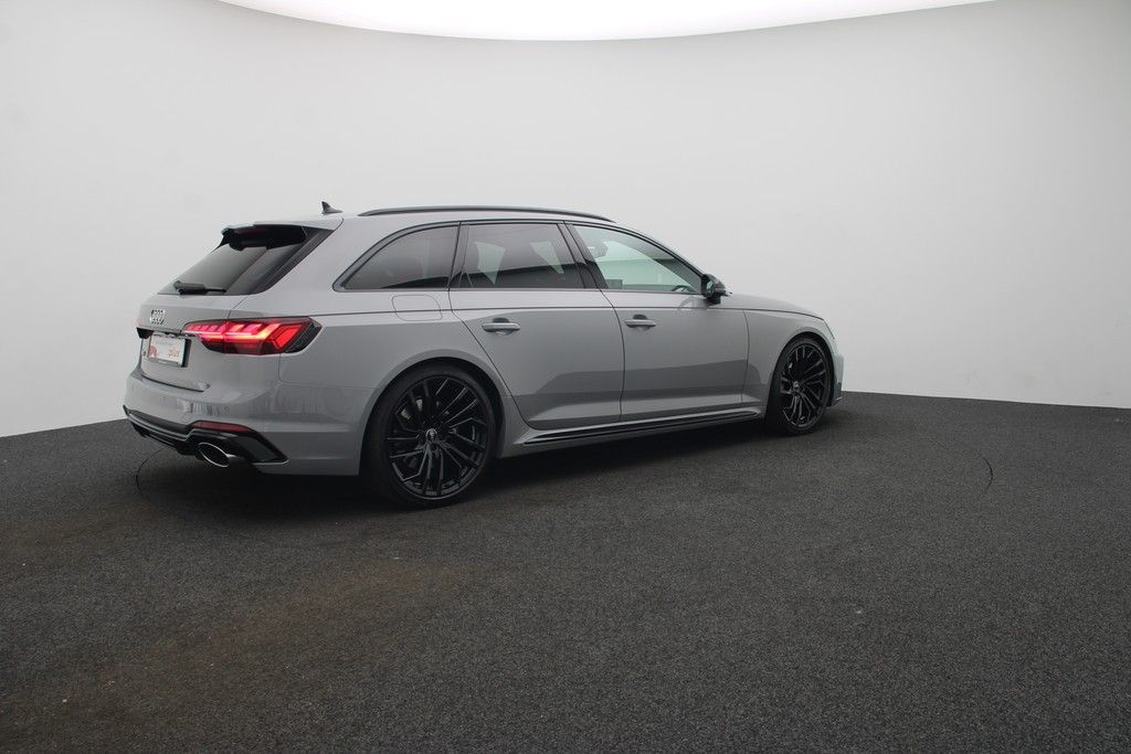 Audi RS 4 Avant 2.9 TFSI quattro . LED Navi AHK foto 5