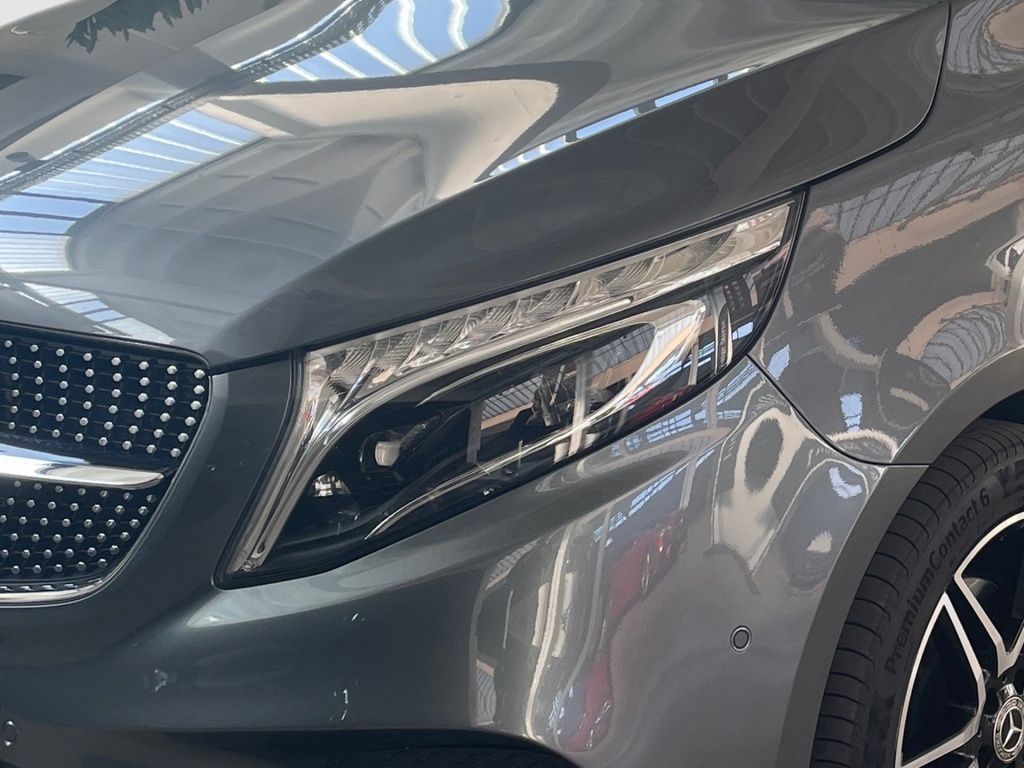 Fahrzeugabbildung Mercedes-Benz V 300 ED/L 4x4 AMG 7 Sitze 2,5tAHK Kühlfach STHZ