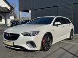 Opel Insignia Sports Tourer GSi 4x4 Automatik+Standhz - Opel mit Diesel-Antrieb: Gsi
