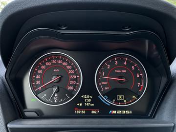صورة مصغرة 11 لـ 2015 BMW M235