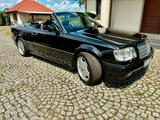 Mercedes-Benz E 320 Cabriolet Automatic - AMG Pack - Mercedes-Benz E 320: AMG