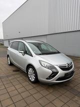 Opel Zafira Tourer 1.4 Turbo / Tempomat / ... - Opel Zafira Tourer aus 2011