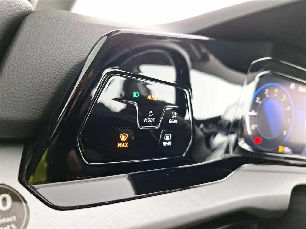 Volkswagen Golf Variant Life 1.0 TSI Winterpaket Standhz