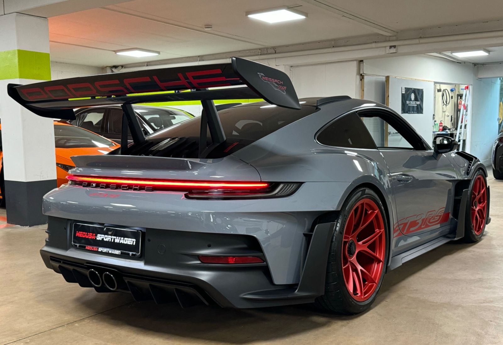 Fahrzeugabbildung Porsche 992 GT3 RS WEISSACH CARBON CERAMIC LIFT 24 FULL!