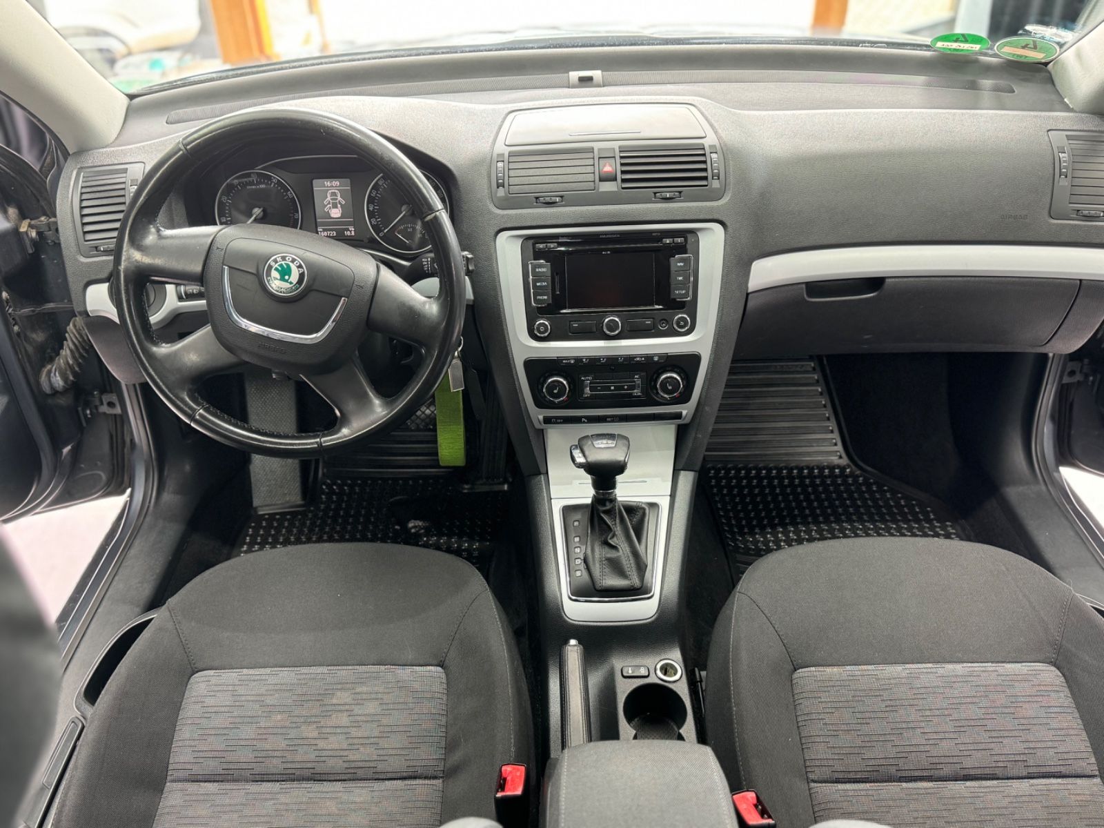 Fahrzeugabbildung SKODA Octavia Combi*HU09/25*AUTOMATIK*SCHECKHEFT*