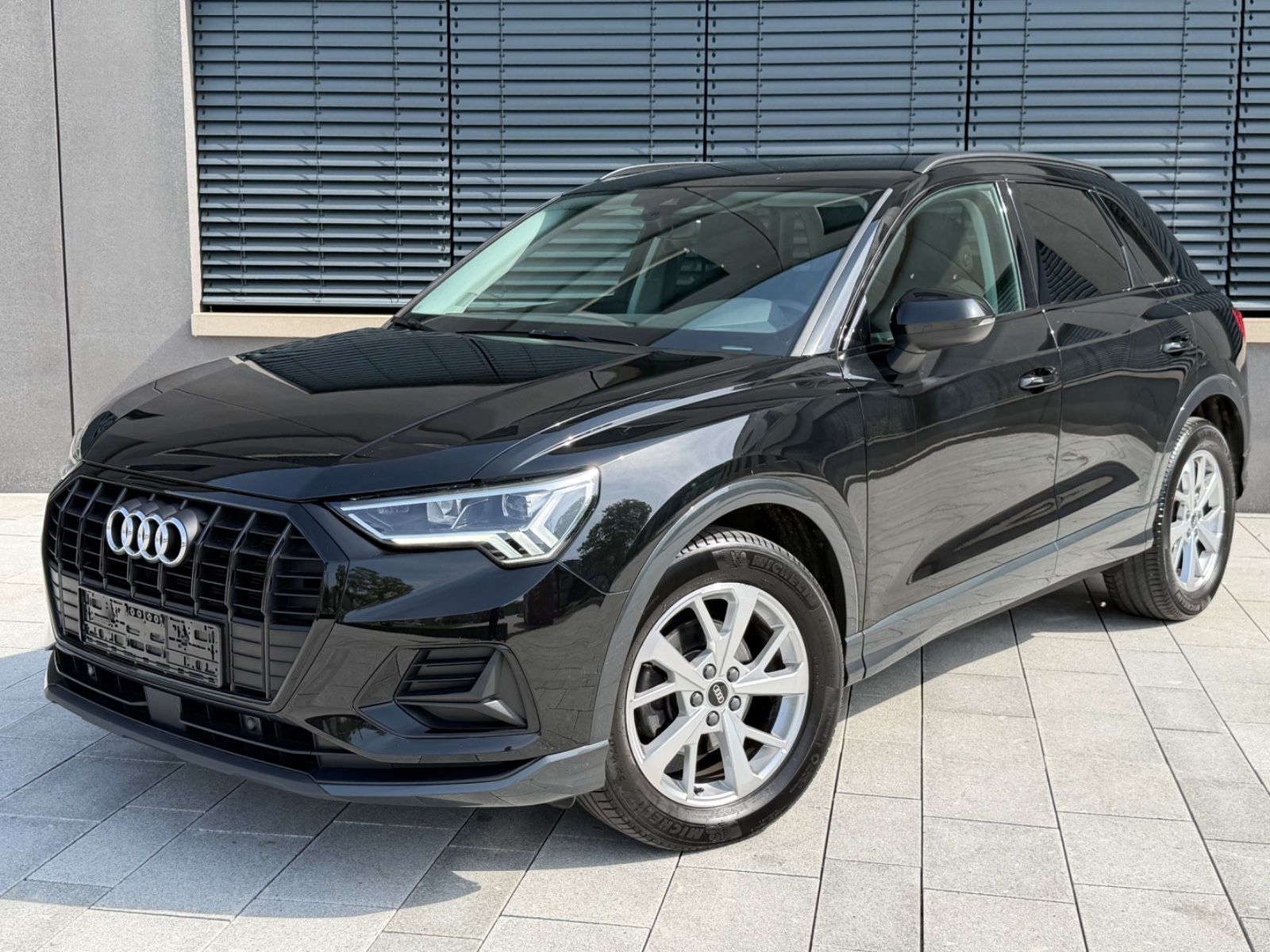 Audi Q3 35 TDI S-Tronic VirtuellCockpit AHK LED Spur imagem 3